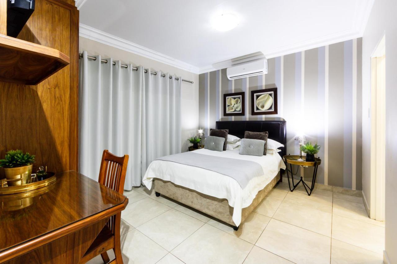 Adato Guesthouse Почефструм Екстер'єр фото